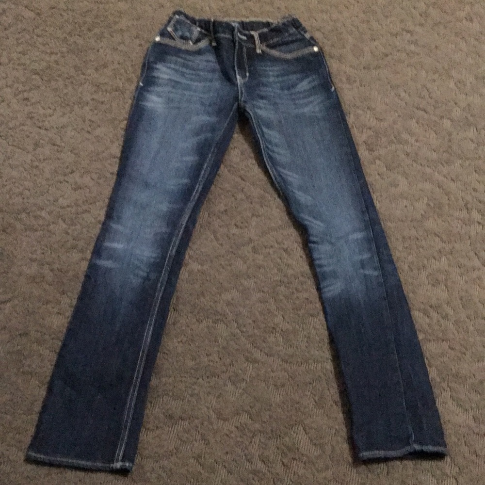 These are Levi’s and there dark!